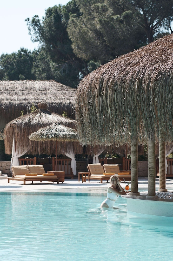 Club Privé By Rixos Belek - All Inclusive — Swimming pool in Belek