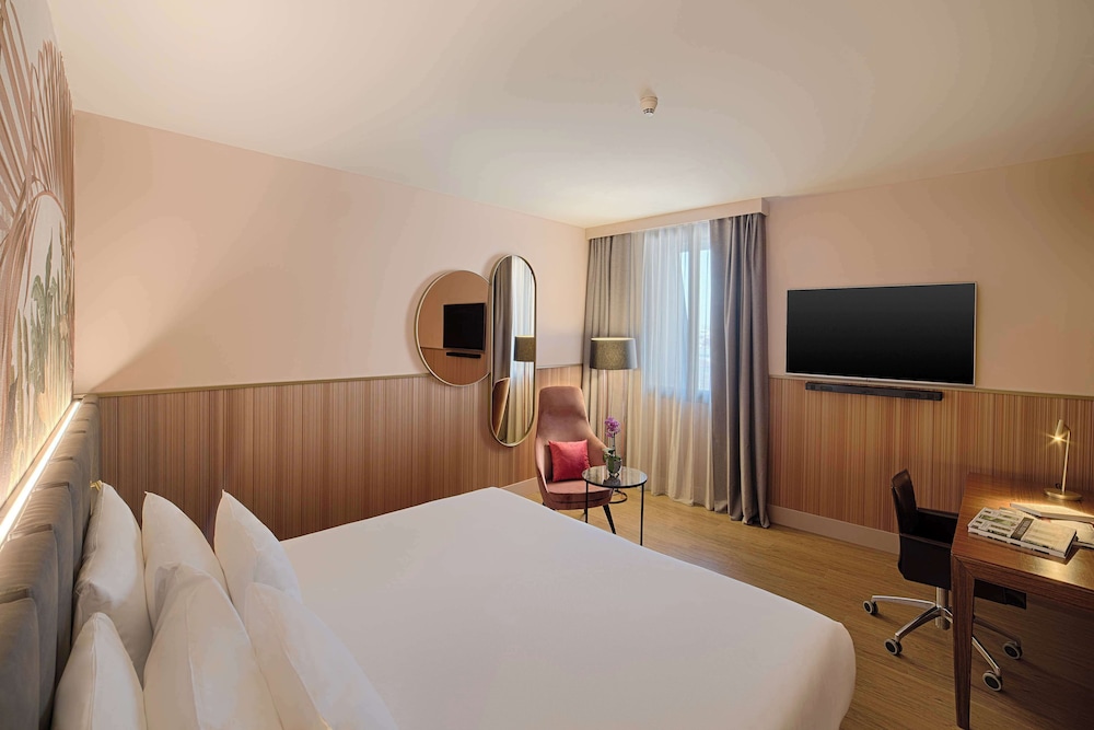 NH Collection Milano Touring — Hotel rooms in Milan, Lombardy