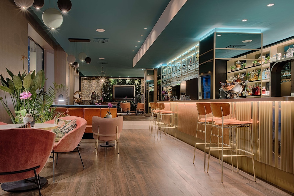 NH Collection Milano Touring — Restaurant & bars in Milan, Lombardy