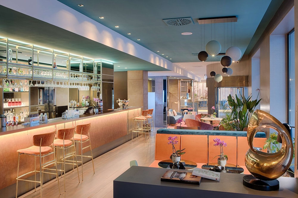 NH Collection Milano Touring — Restaurant & bars in Milan, Lombardy