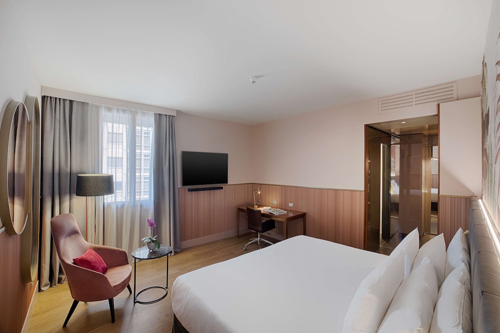 NH Collection Milano Touring — Hotel rooms in Milan, Lombardy