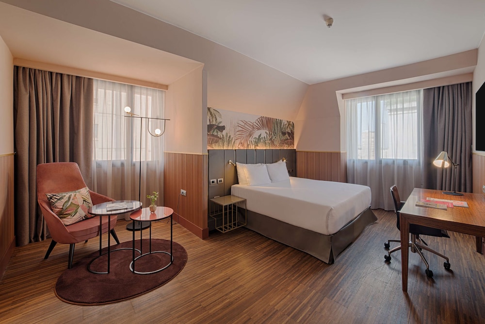 NH Collection Milano Touring — Hotel rooms in Milan, Lombardy