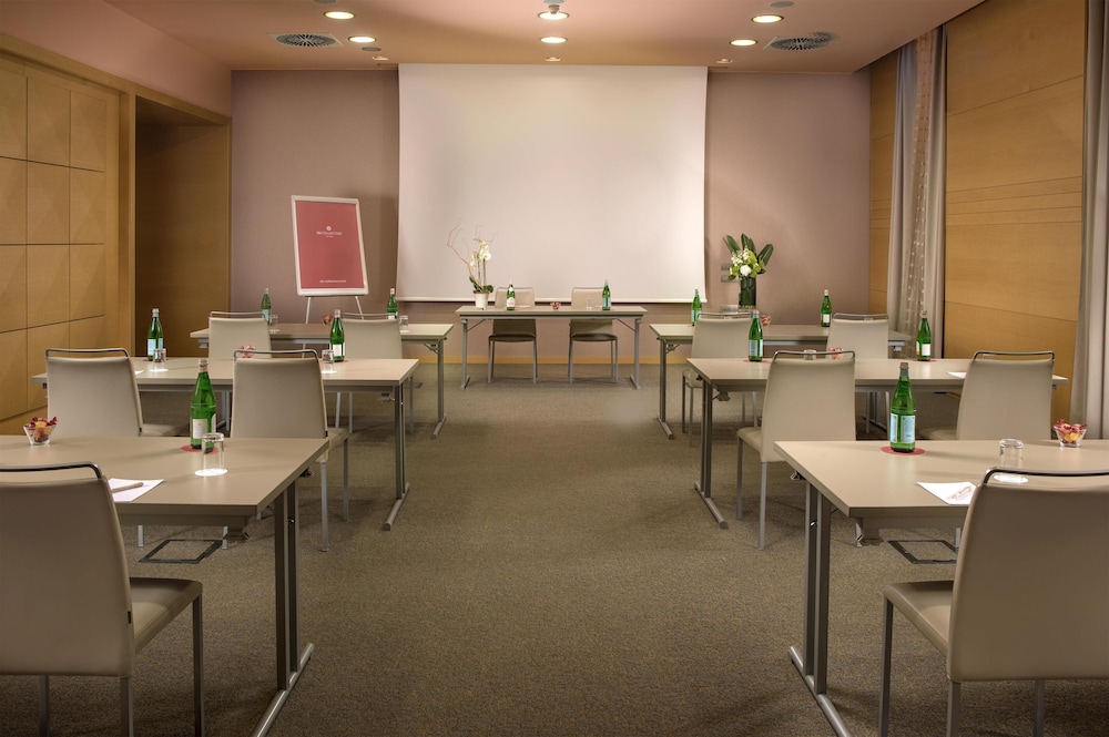 NH Collection Milano Touring — Hotel building in Milan, Lombardy