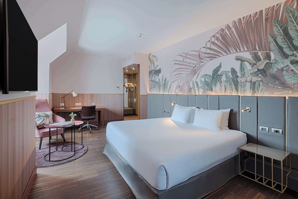NH Collection Milano Touring — Hotel rooms in Milan, Lombardy