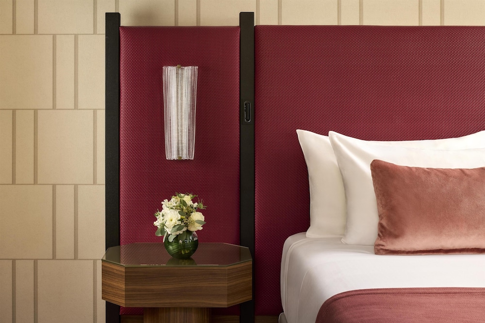 Tivoli President Milano Hotel — Hotel rooms in Milan, Lombardy