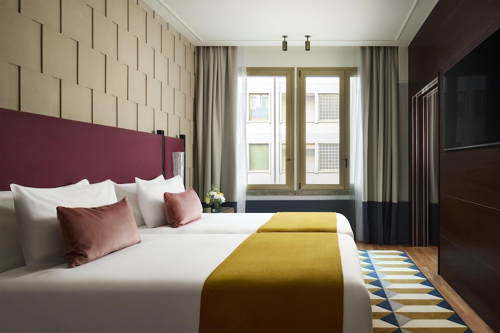 Tivoli President Milano Hotel — Hotel rooms in Milan, Lombardy