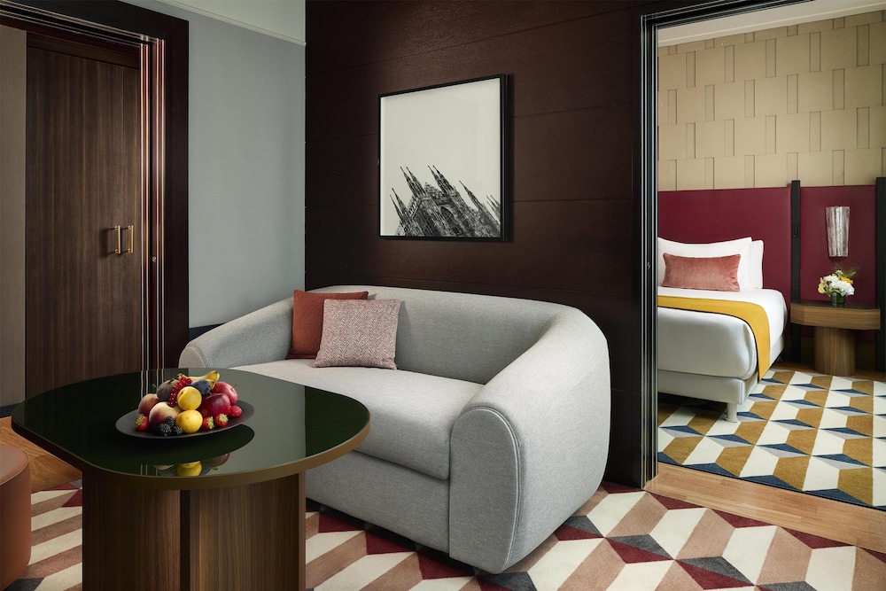 Tivoli President Milano Hotel — Hotel rooms in Milan, Lombardy