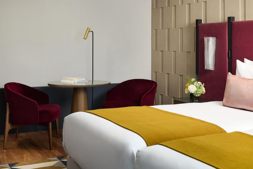 Tivoli President Milano Hotel — Hotel rooms in Milan, Lombardy