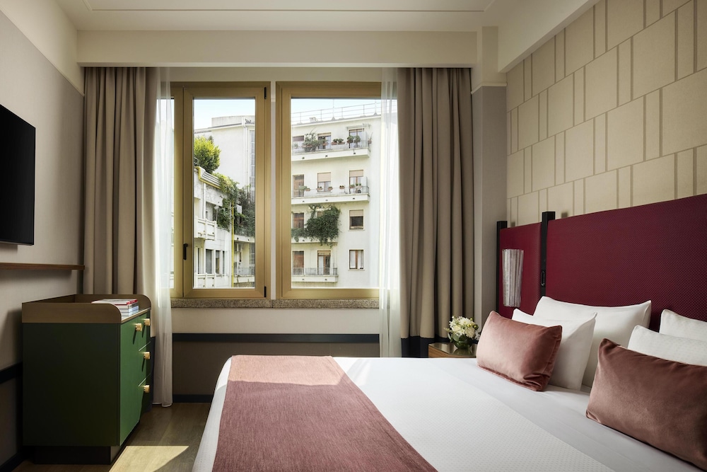 Tivoli President Milano Hotel — Hotel rooms in Milan, Lombardy
