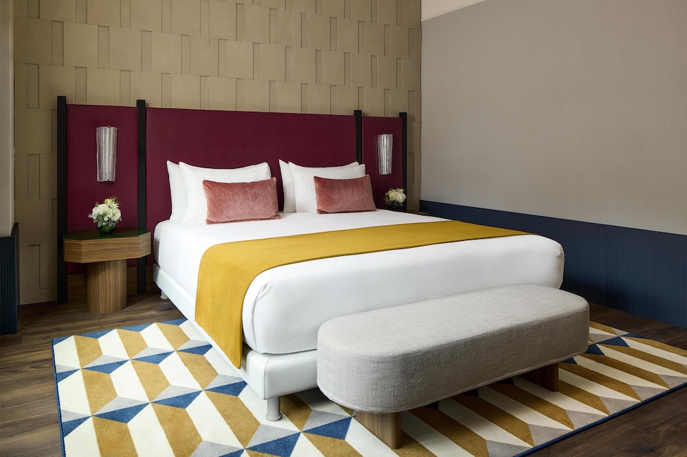 Tivoli President Milano Hotel — Hotel rooms in Milan, Lombardy