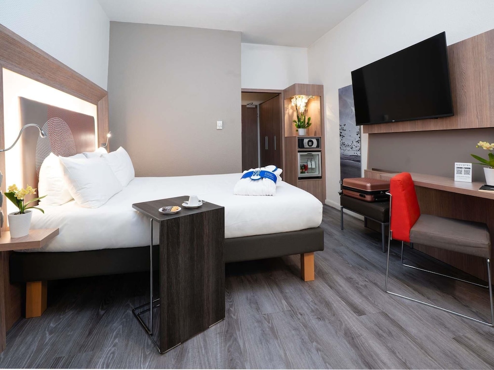 Novotel Milano Linate Aeroporto — Hotel rooms in Milan, Lombardy