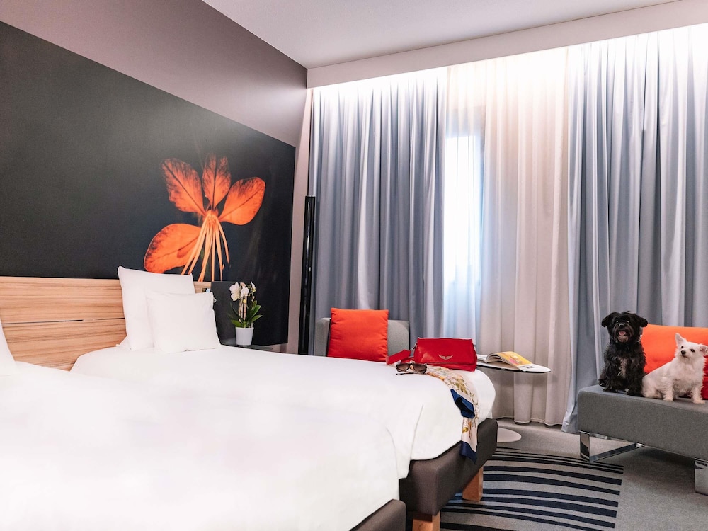 Novotel Milano Linate Aeroporto — Hotel rooms in Milan, Lombardy