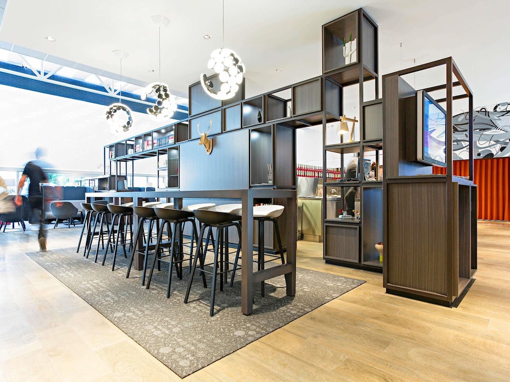 Novotel Milano Linate Aeroporto — Restaurant & bars in Milan, Lombardy