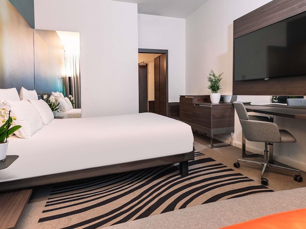 Novotel Milano Linate Aeroporto — Hotel rooms in Milan, Lombardy