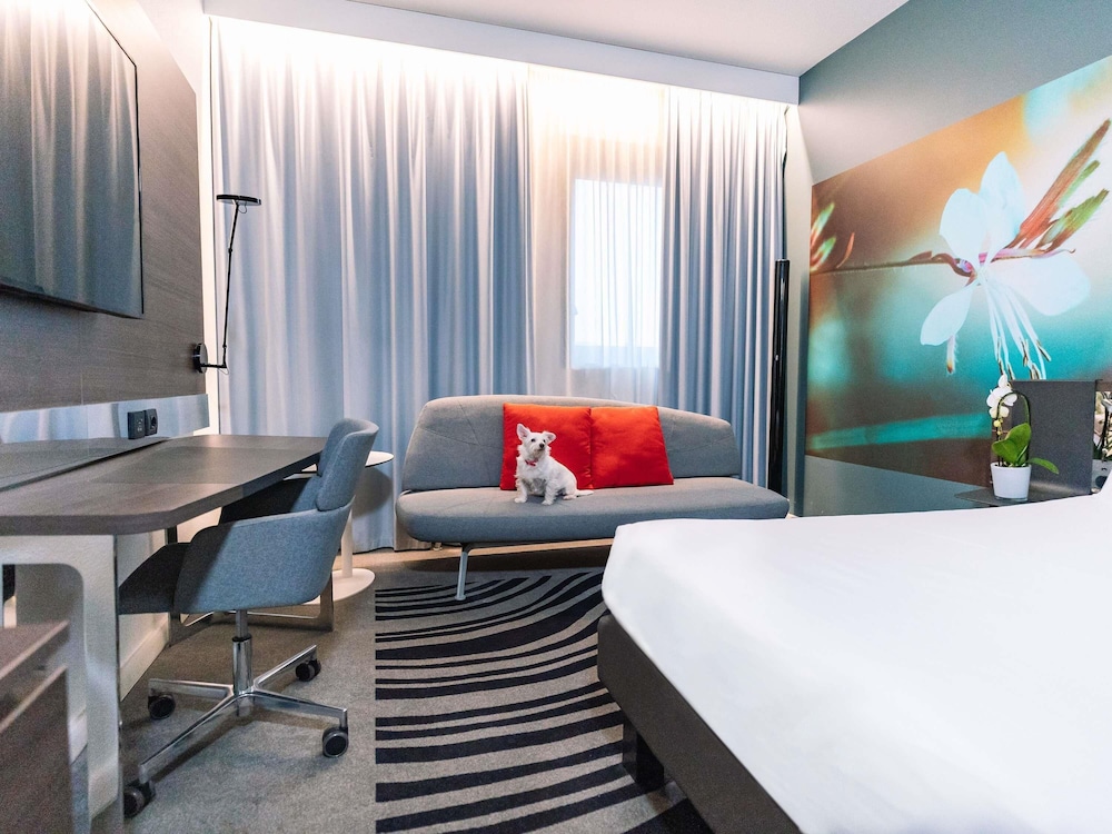 Novotel Milano Linate Aeroporto — Hotel rooms in Milan, Lombardy