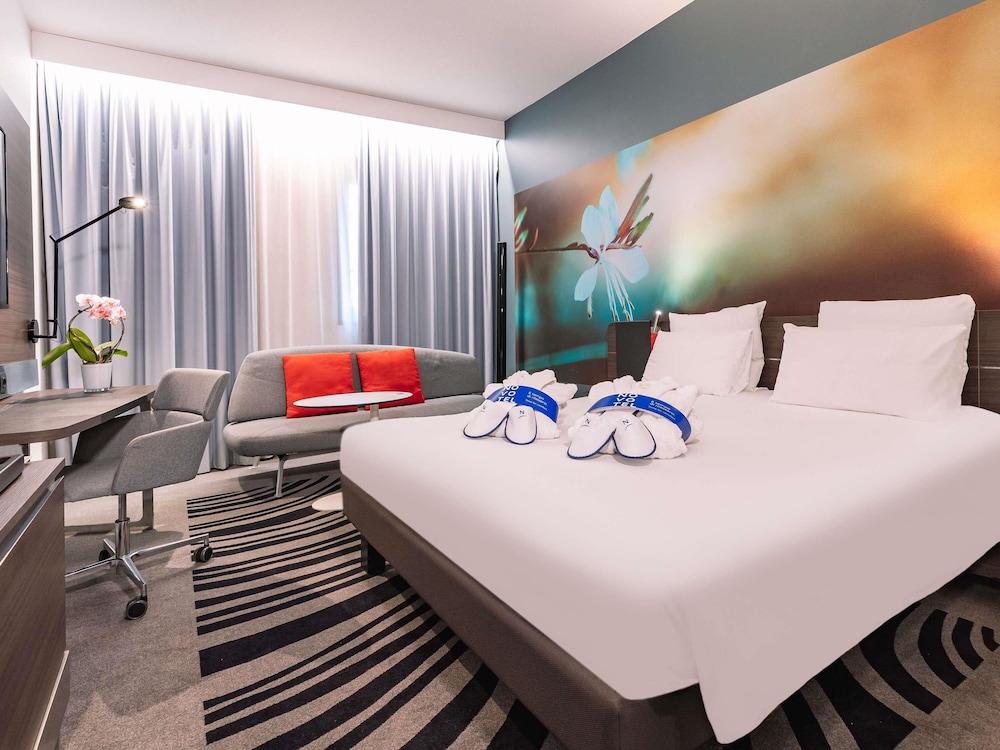 Novotel Milano Linate Aeroporto — Hotel rooms in Milan, Lombardy