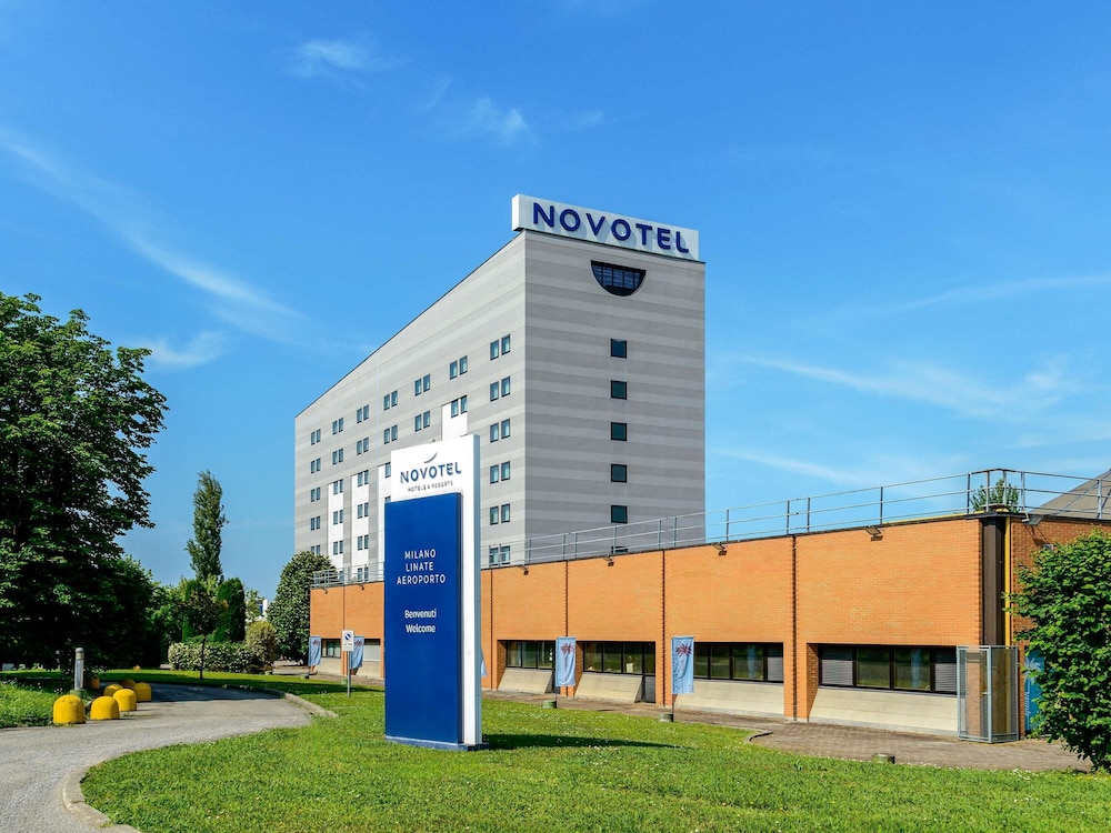 Novotel Milano Linate Aeroporto — Hotel building in Milan, Lombardy