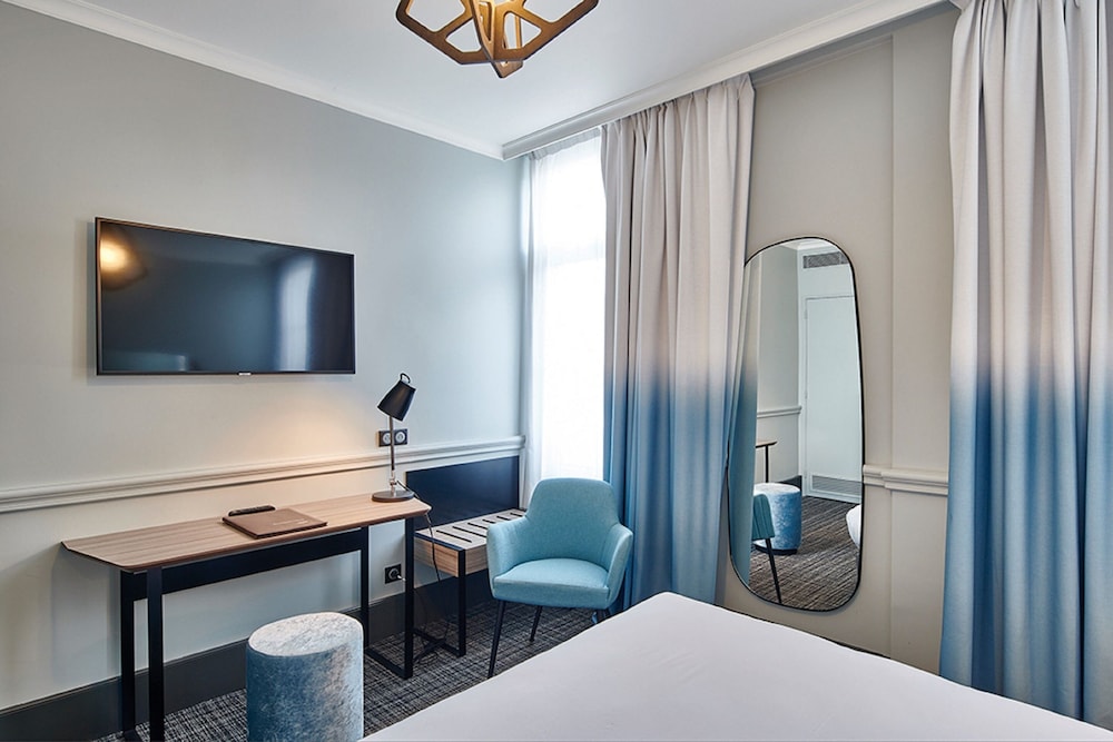 Hôtel Vacances Bleues Provinces Opéra — Hotel rooms in Paris, Ile-de-France
