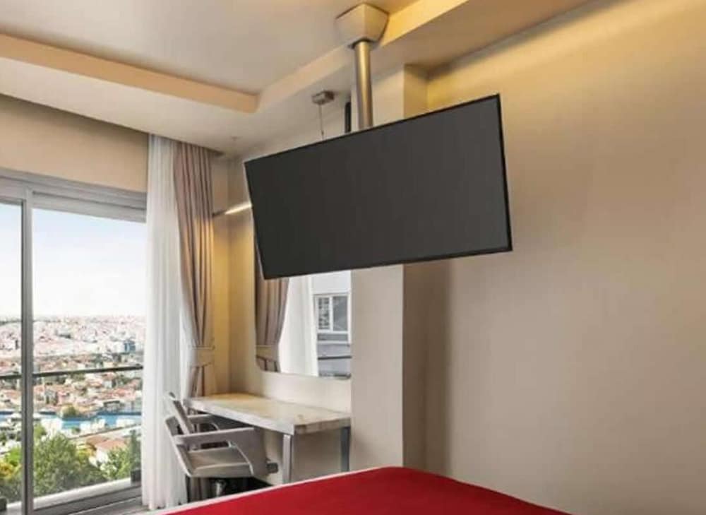 Ramada by Wyndham Istanbul Pera — Hotel rooms in Istanbul, Istanbul