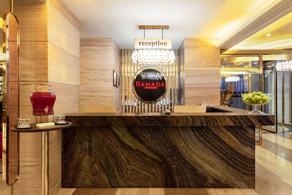 Ramada by Wyndham Istanbul Pera — Hotel building in Istanbul, Istanbul