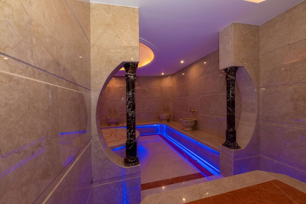 Ramada by Wyndham Istanbul Pera — Spa in Istanbul, Istanbul