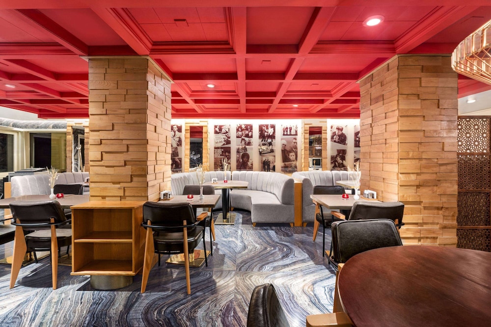 Ramada by Wyndham Istanbul Pera — Restaurant & bars in Istanbul, Istanbul