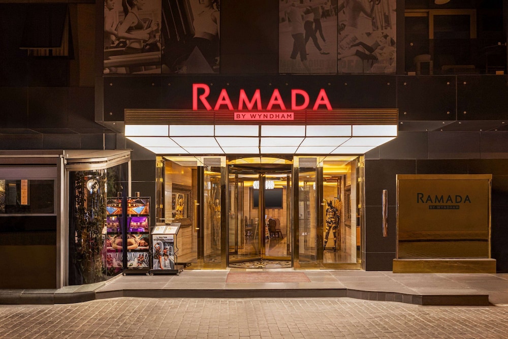 Ramada by Wyndham Istanbul Pera — Hotel building in Istanbul, Istanbul