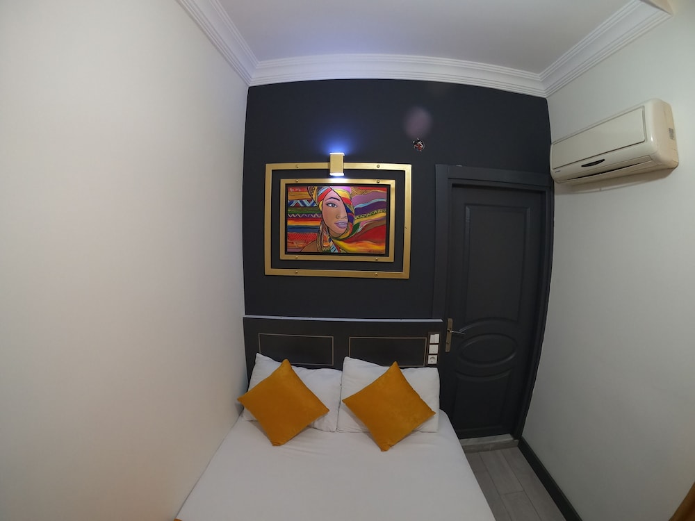 Exporoyal Hotel — Hotel rooms in Antalya