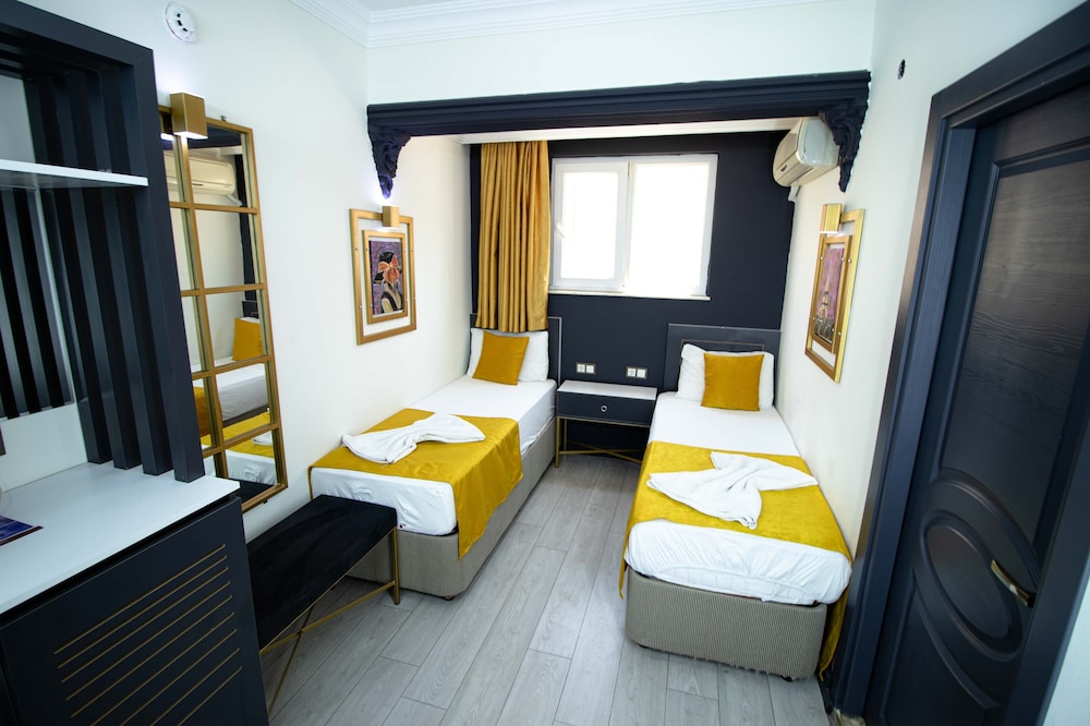 Exporoyal Hotel — Hotel rooms in Antalya