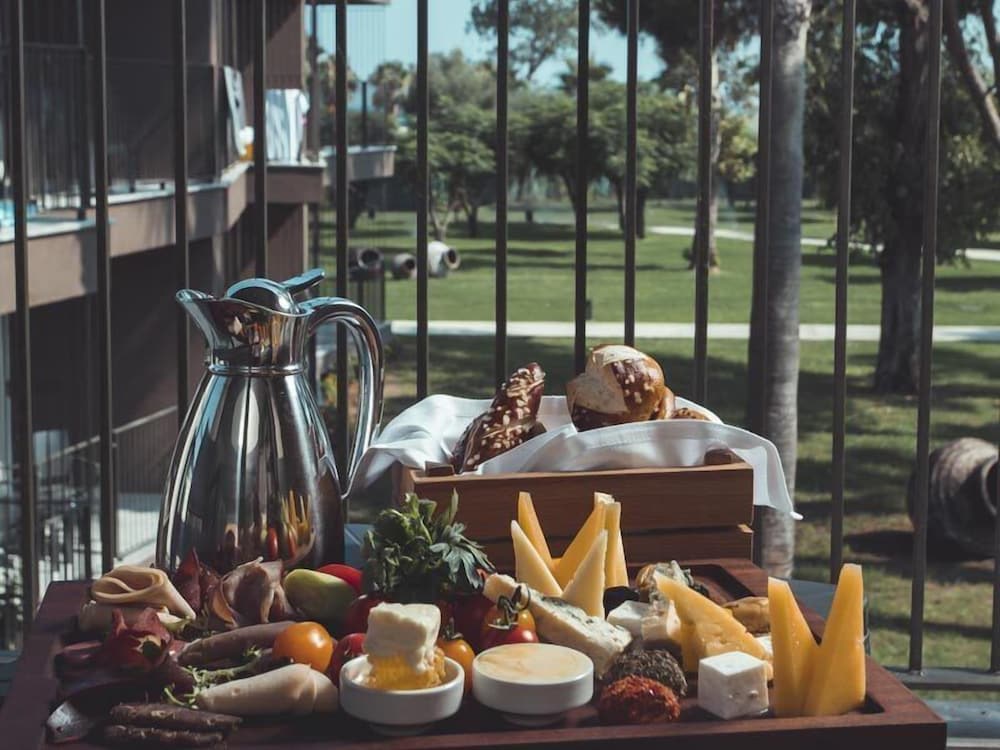 Paloma Orenda - All inclusive — Restaurant & bars in Side