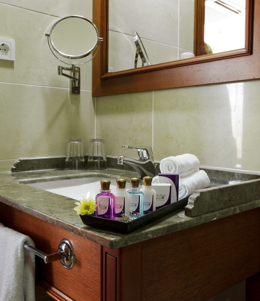 GLK PREMIER The Home Suites & Spa - Boutique Class — Hotel rooms in Istanbul, Istanbul