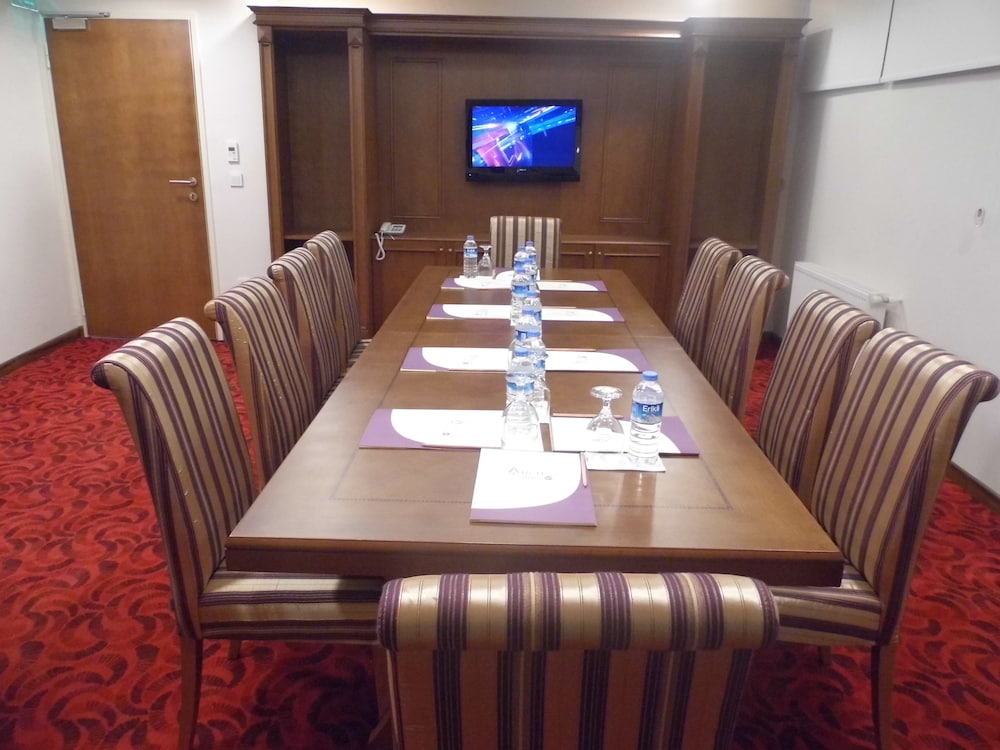 GLK PREMIER The Home Suites & Spa - Boutique Class — Hotel building in Istanbul, Istanbul