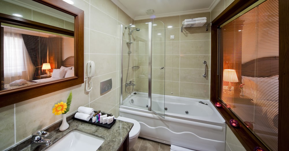 GLK PREMIER The Home Suites & Spa - Boutique Class — Hotel rooms in Istanbul, Istanbul