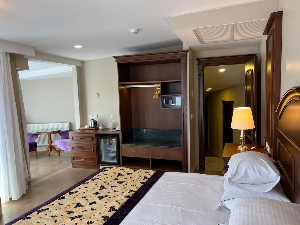 GLK PREMIER The Home Suites & Spa - Boutique Class — Hotel rooms in Istanbul, Istanbul