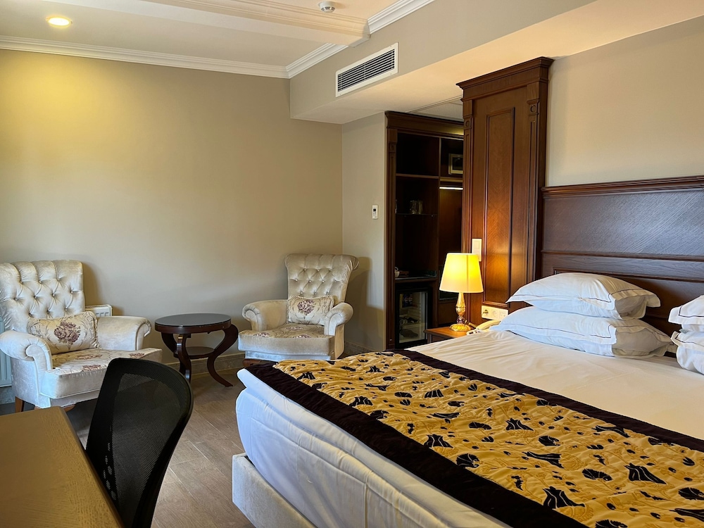 GLK PREMIER The Home Suites & Spa - Boutique Class — Hotel rooms in Istanbul, Istanbul
