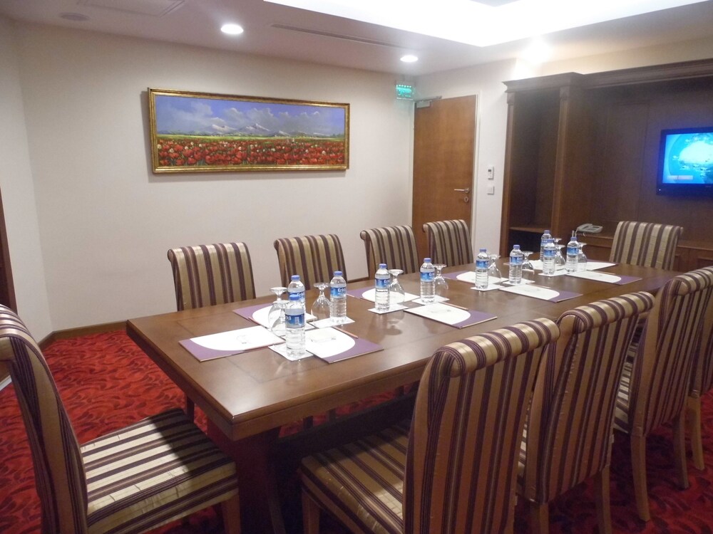 GLK PREMIER The Home Suites & Spa - Boutique Class — Hotel building in Istanbul, Istanbul