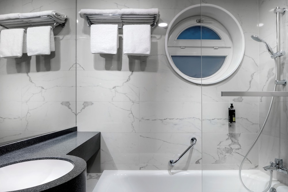 Hotel Astoria — Hotel rooms in Prague, Prague