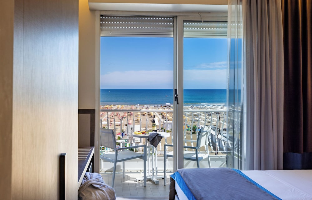Hotel Continental Rimini - zdjęcie 5