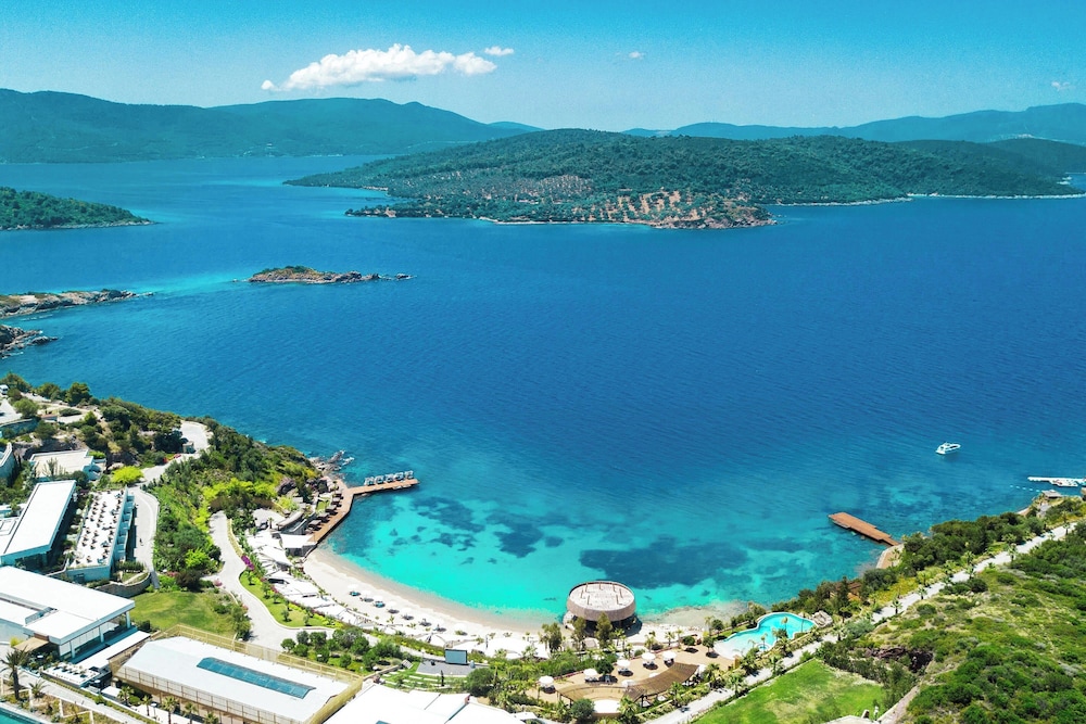 Le Méridien Bodrum Beach Resort — Beach in Milas, Mugla