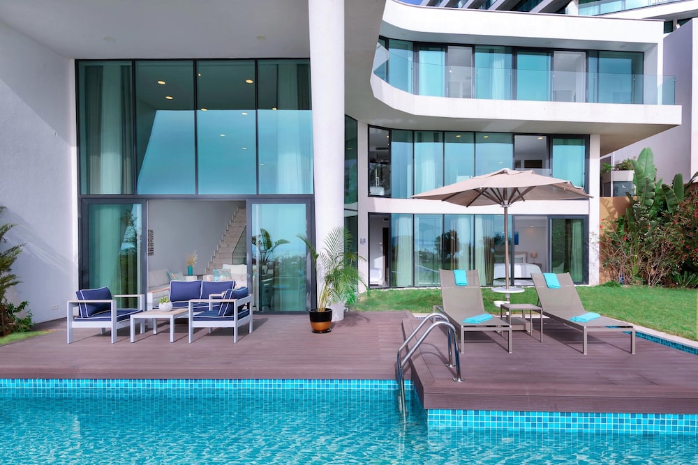 Le Méridien Bodrum Beach Resort — Swimming pool in Milas, Mugla