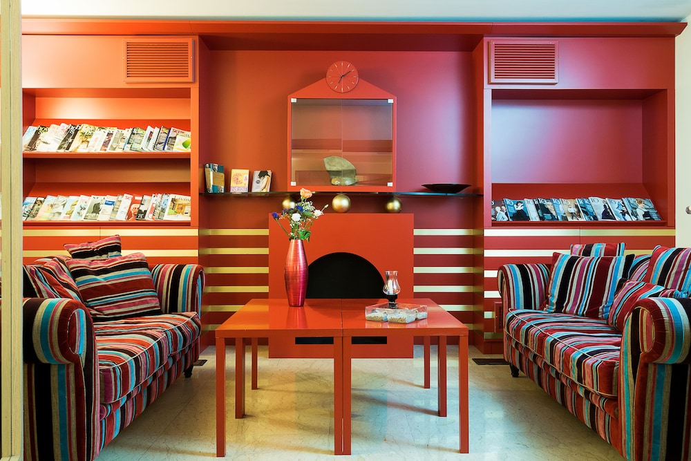 Hotel Garibaldi — Restaurant & bars in Palermo, Sicily