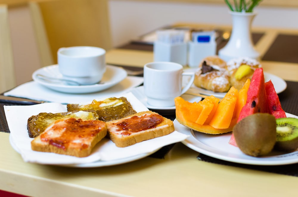 Hotel Garibaldi — Restaurant & bars in Palermo, Sicily