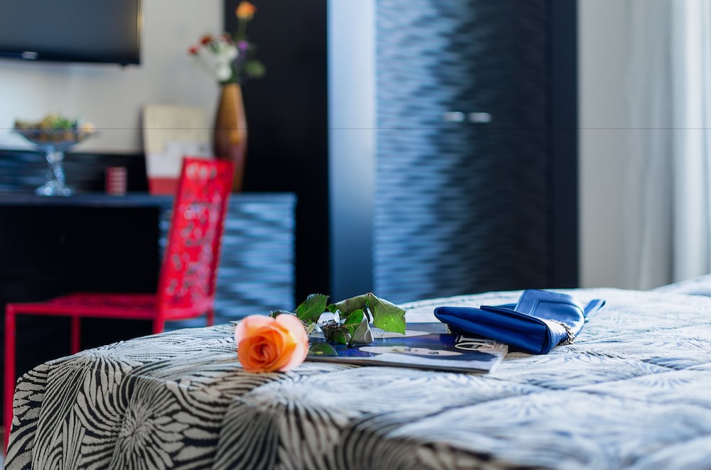 Hotel Garibaldi — Hotel rooms in Palermo, Sicily