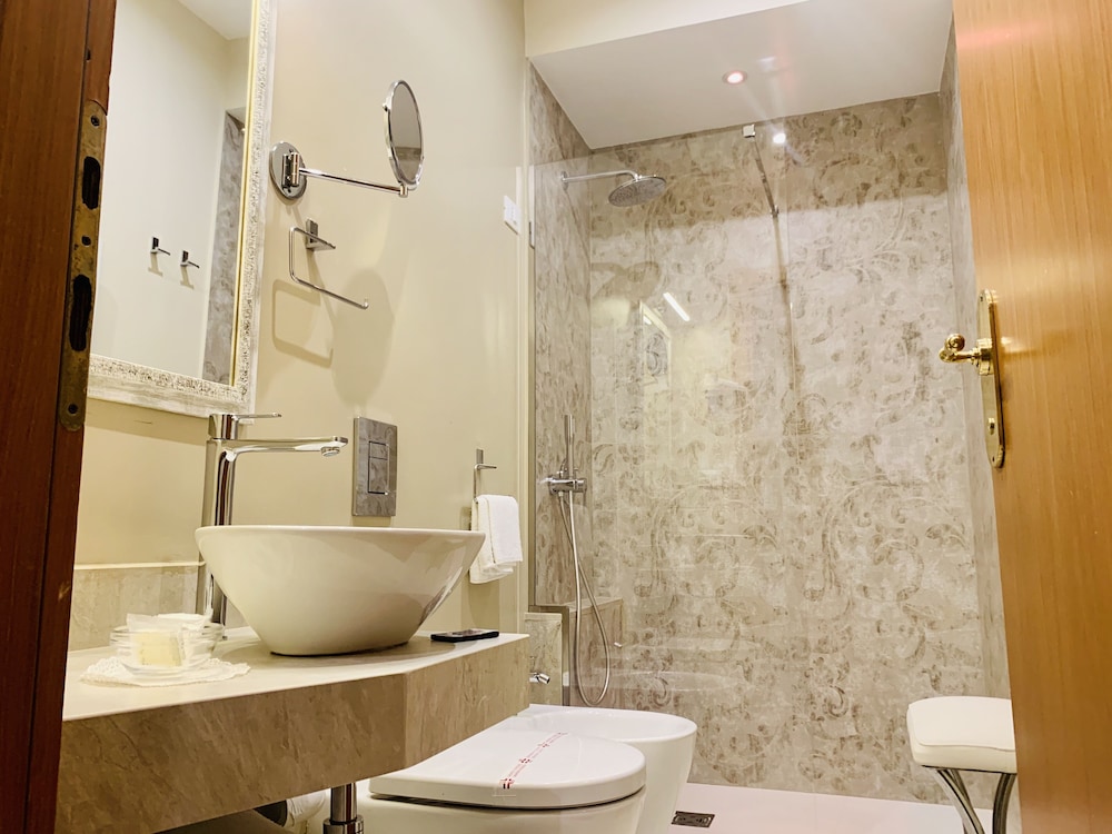 Massimo Plaza Hotel — Hotel rooms in Palermo, Sicily
