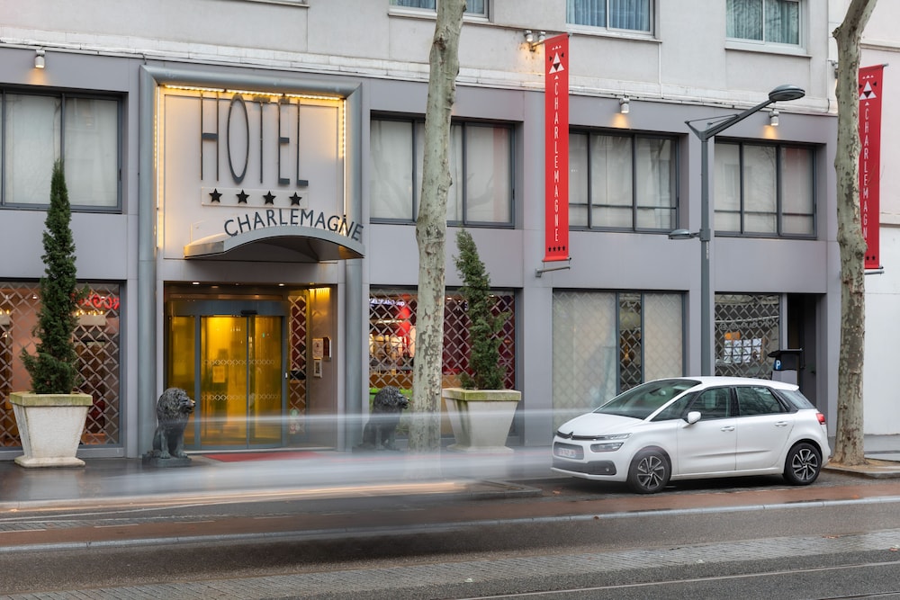 Hotel Charlemagne By HappyCulture