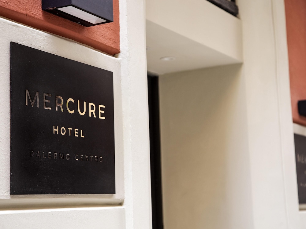 Mercure Hotel Palermo Centro — Hotel building in Palermo, Sicily
