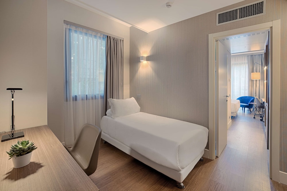 NH Palermo — Hotel rooms in Palermo, Sicily