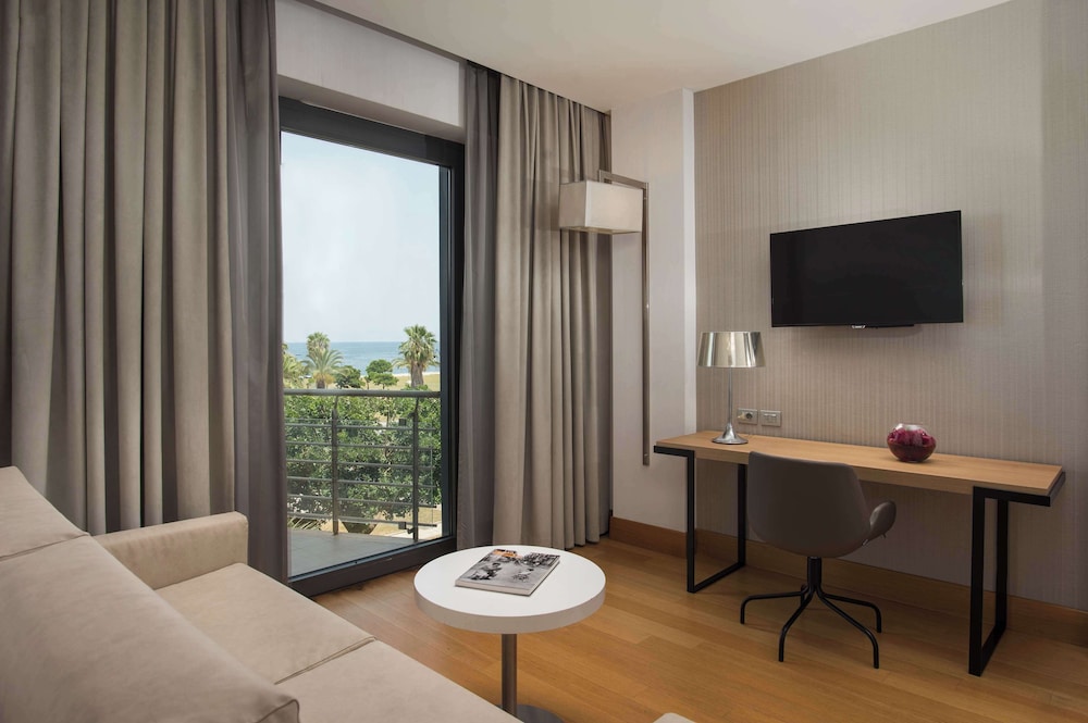 NH Palermo — Hotel rooms in Palermo, Sicily