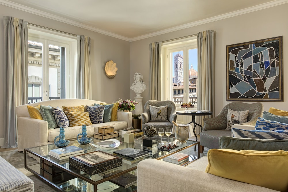 Rocco Forte Hotel Savoy — Hotel rooms in Florence, Tuscany