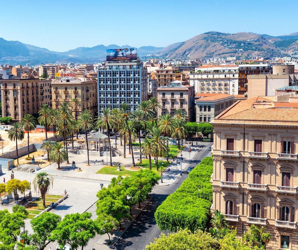 Hotel Politeama — Main photo in Palermo, Sicily